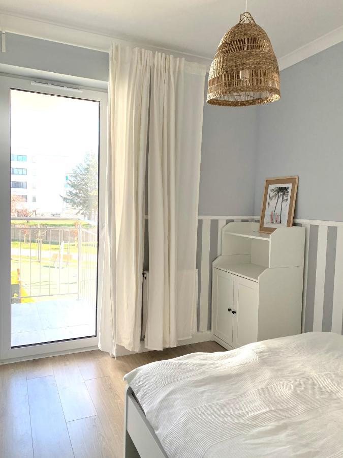 Mieszkanie W Marynarskim Stylu 700M Od Morza Kolberg Exterior foto